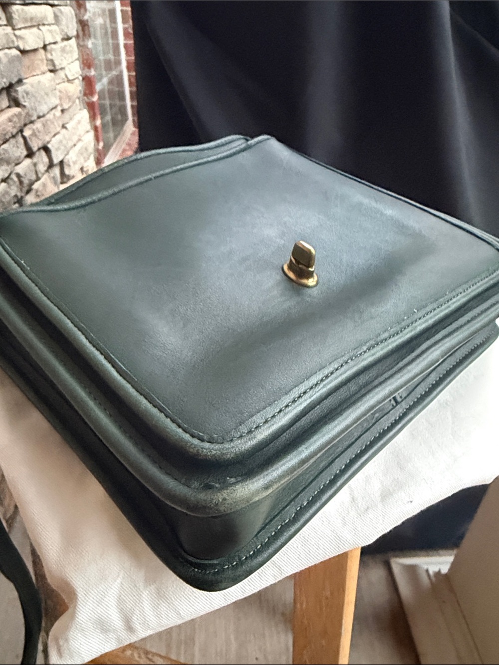 Vintage Coach Station Bag ( Forest Green ) - Picture 7 of 13
